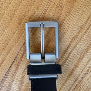 Oobe Men's Black Leather Belt with Silver Buckle